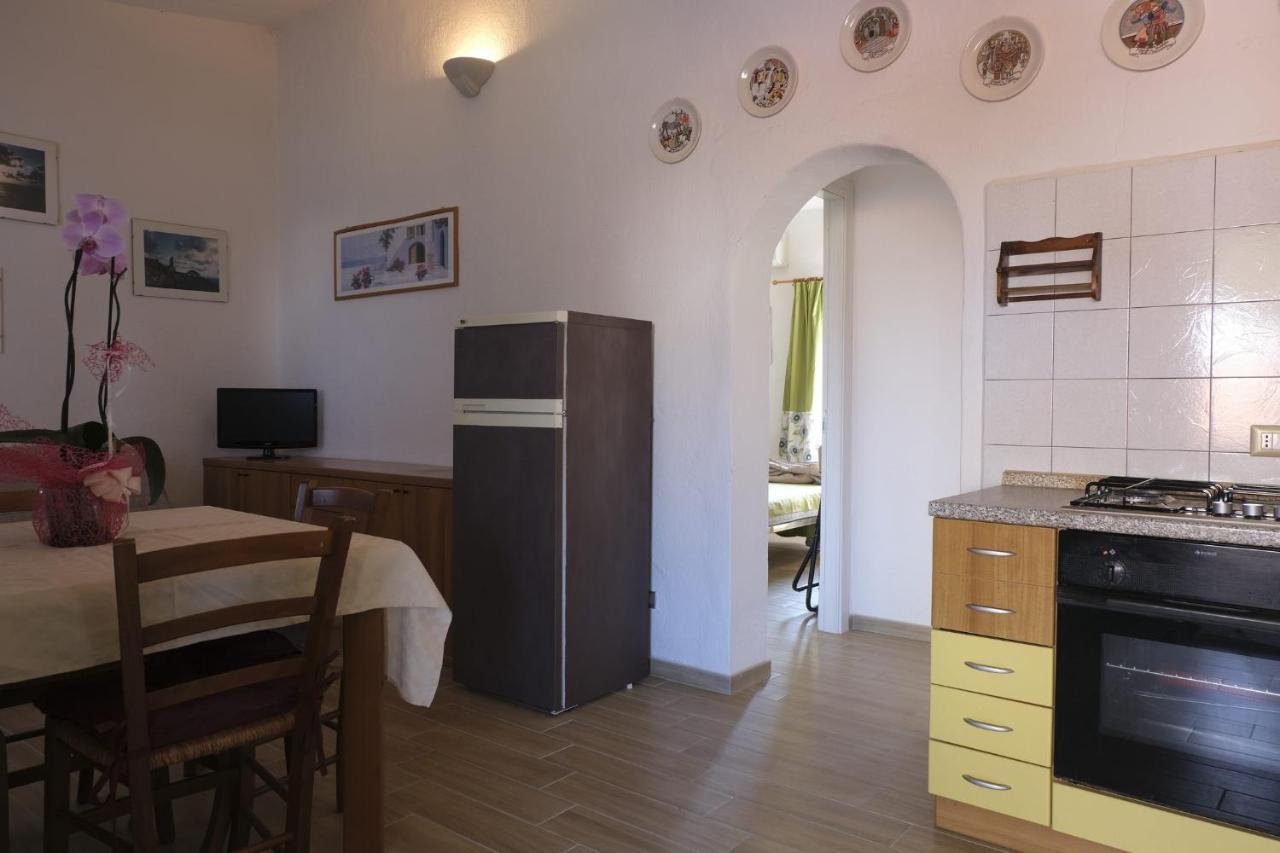 Aria Di Vacanza - Gelsi Olbia Kültér fotó