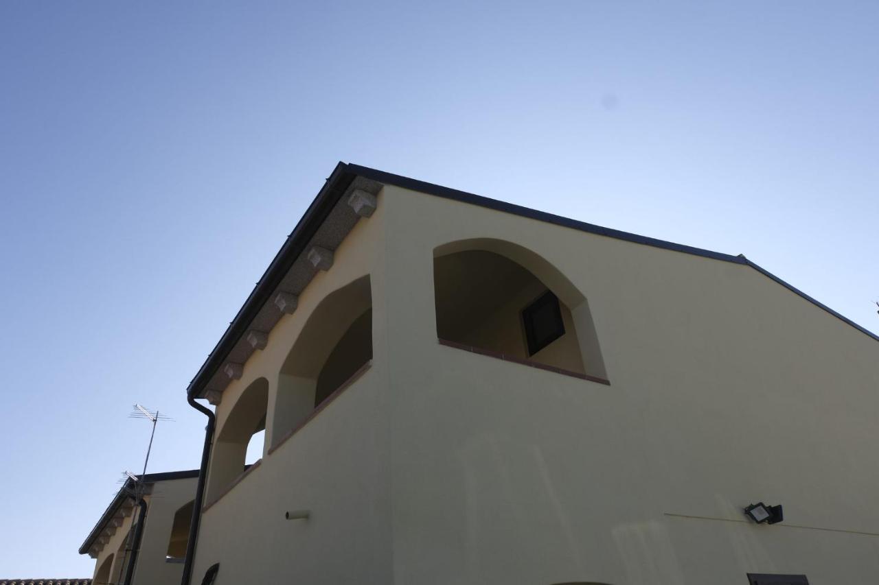 Aria Di Vacanza - Gelsi Olbia Kültér fotó